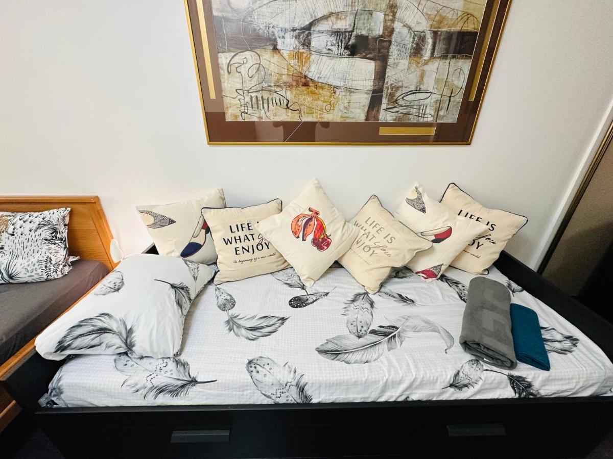 The Nice - 3 Rooms, 3Air Cond, 3Tv, 3Fans, 2 Wc, Wifi Everywhere 5Min Aeroport, Train, Beach, 1Min Tram, 15 Min Centre, Port, Parking Possible Exterior foto